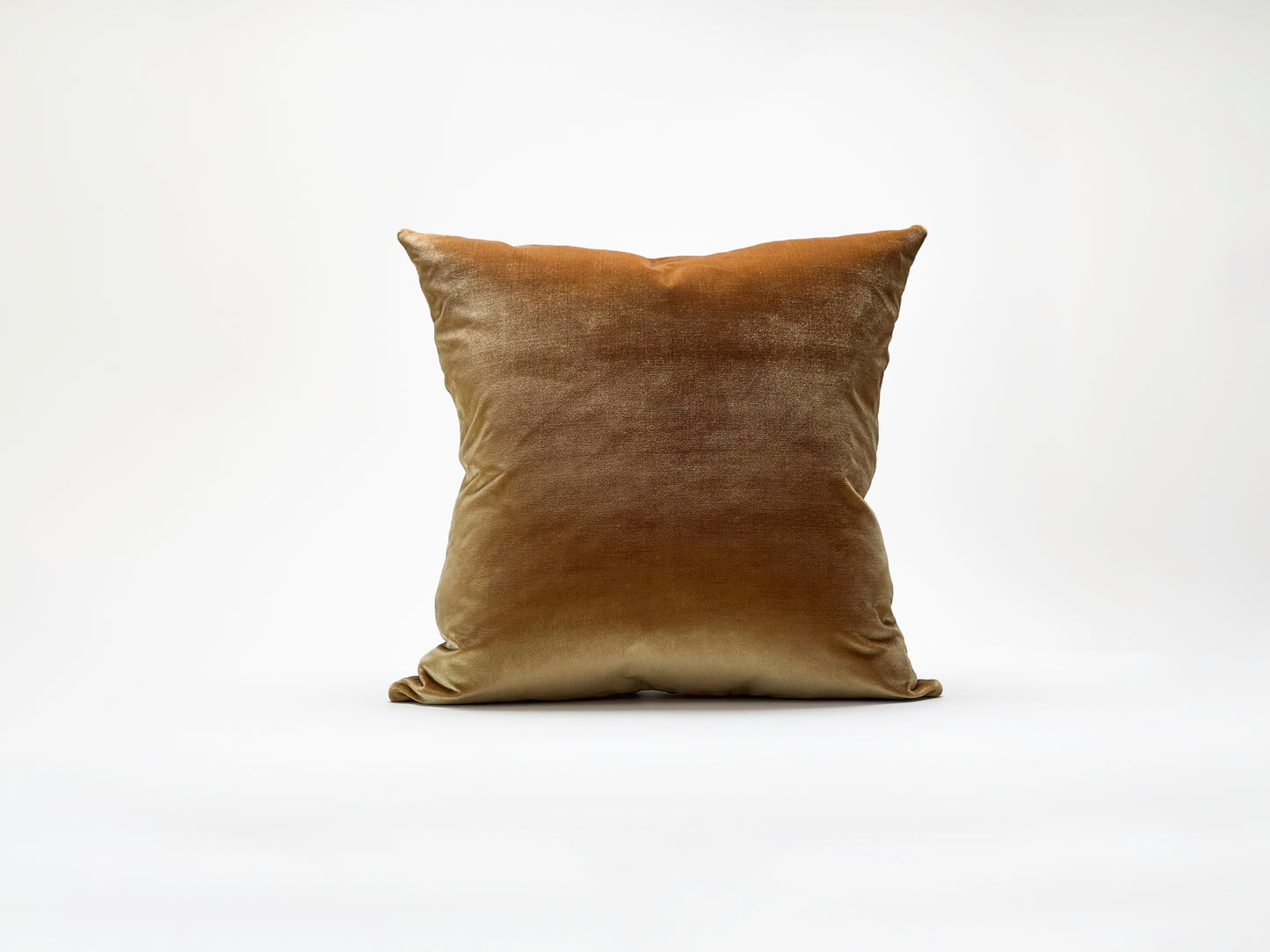 Oro silk velvet pillow